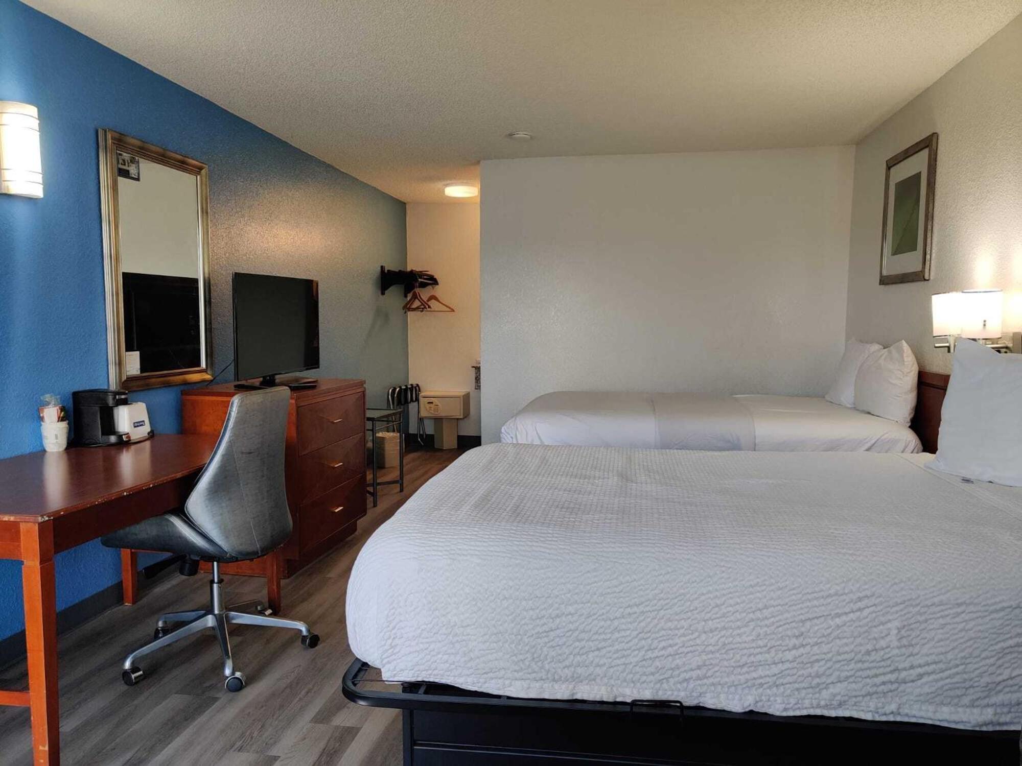 Travelodge Suites By Wyndham Macclenny I-10 Exterior photo