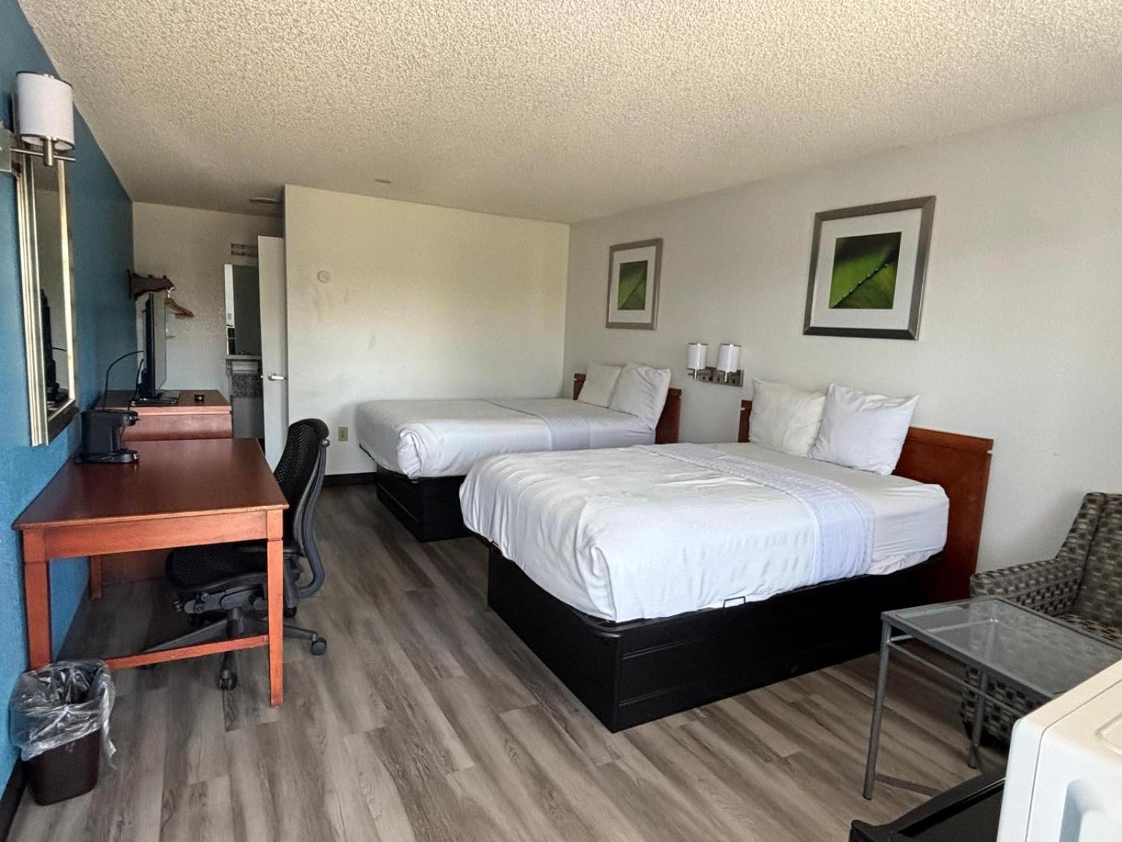 Travelodge Suites By Wyndham Macclenny I-10 Exterior photo